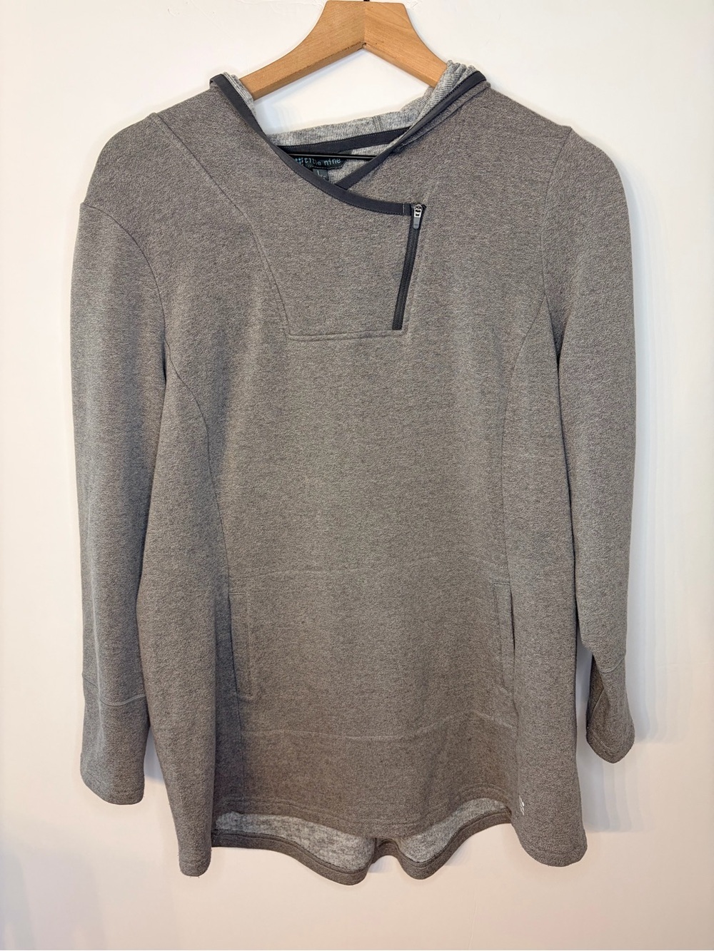 Title Nine Women’s Gray Hooded Mighty Tunic, Size Large - Picture 1 of 10